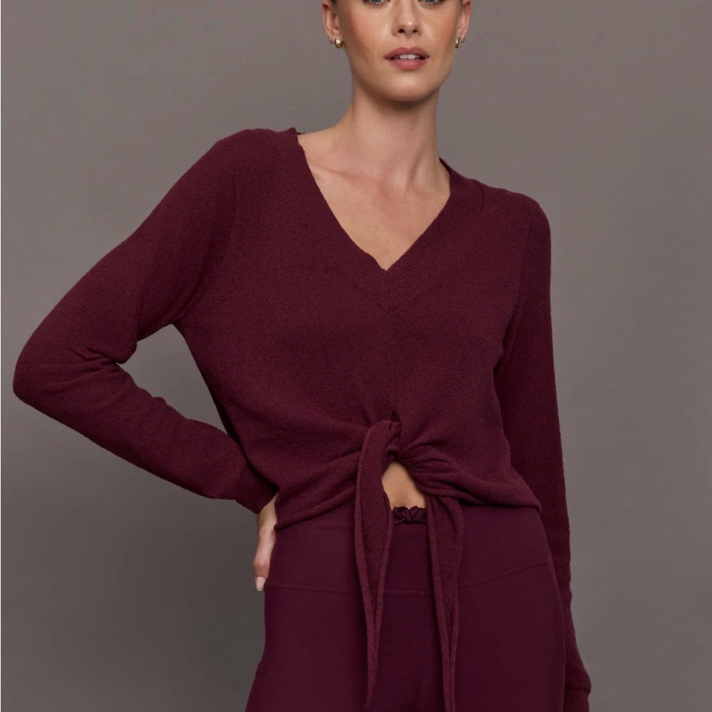 Carbon38 knot front sweater - fig